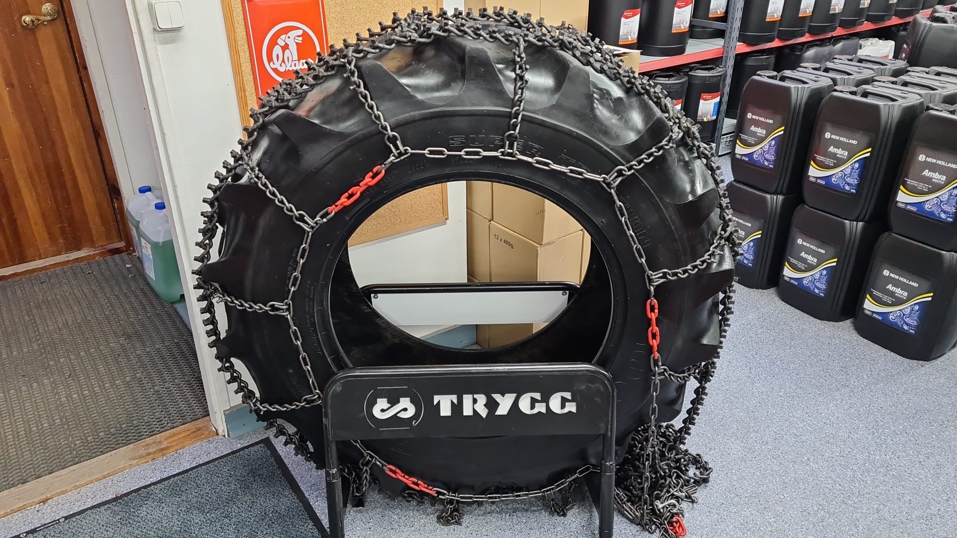 IMG-20251121-WA0029 CN Keskuksen myymälä.